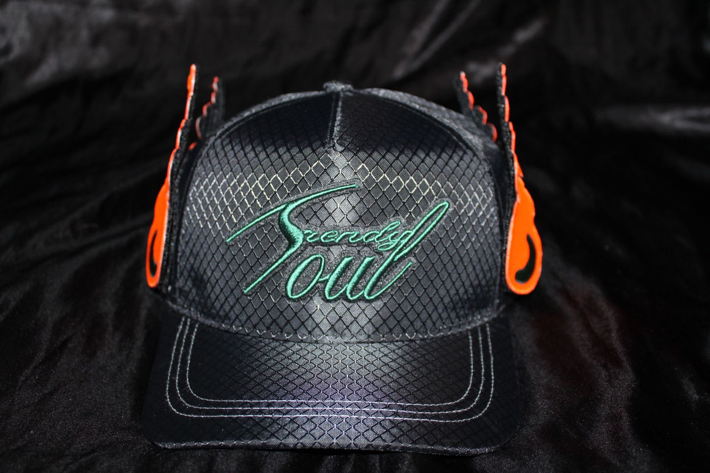 SOUL SPILL TRUCKER 001